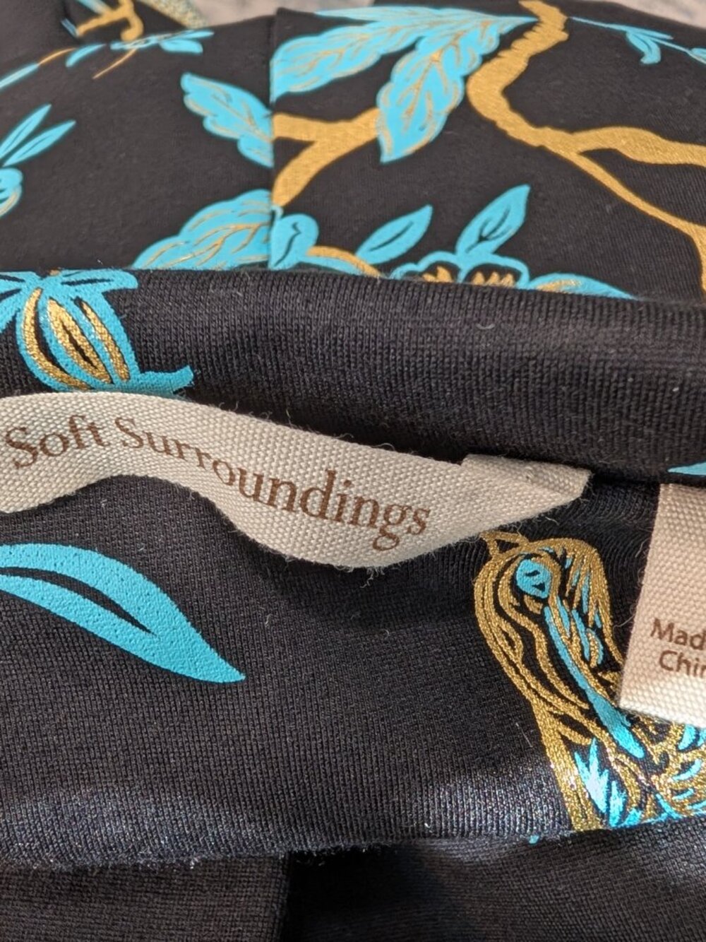 Soft Surroundings Size S Black Blue Gold Chinoiserie Bird Floral Blazer Pant Set - Picture 11 of 12